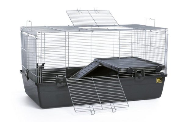 Prevue Small Animal Home For Sale